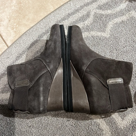 Earthies gray wedge bootie - Picture 3 of 5